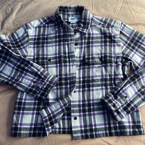 Cropped purple and black flannel size S women’s